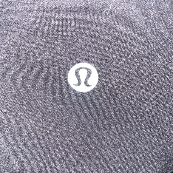 Women’s LuluLemon Reflective Athletic Vest - Picture 6 of 6